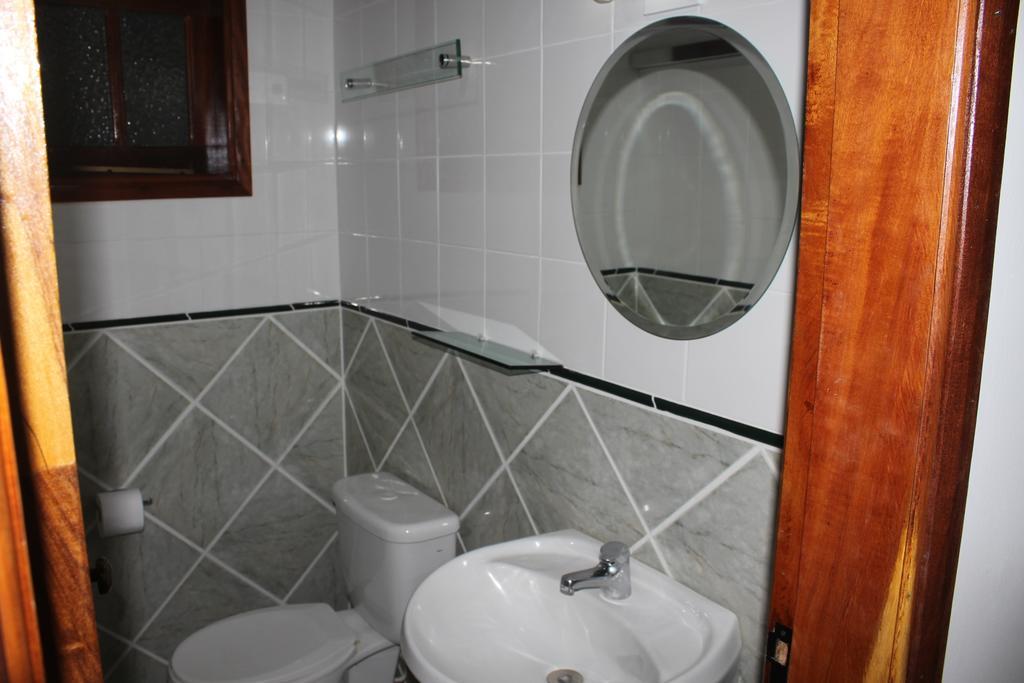 Hotel Abrigo Da Reserva à Santo Antônio do Pinhal Extérieur photo